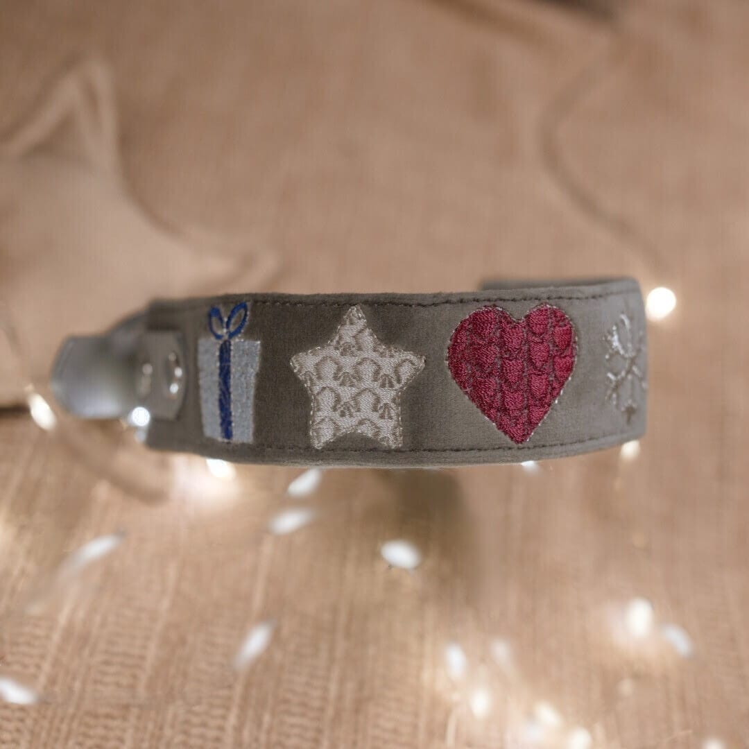 Obroża z wyhaftowanym świątecznym motywem