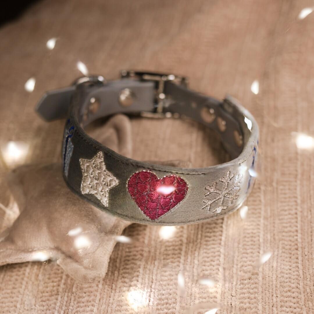 Obroża z wyhaftowanym świątecznym motywem