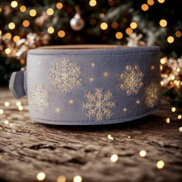 Obroża z wyhaftowanym świątecznym motywem